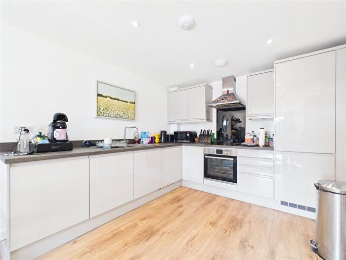 1 Bedroom Apartment For Sale In Addison House, Bristol, BS3