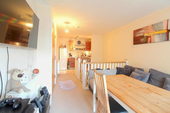 1 Bedroom Flat To Rent In George Court, Church Road, Ashford, TW15