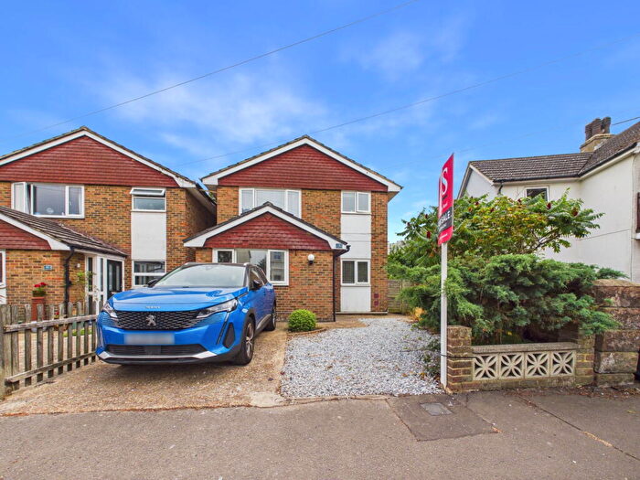 3 Bedroom Detached House For Sale In Victoria Road, Southwick, BN42