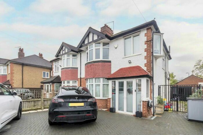 3 Bedroom Semi-Detached House To Rent In Warren Drive South, Surbiton, KT5