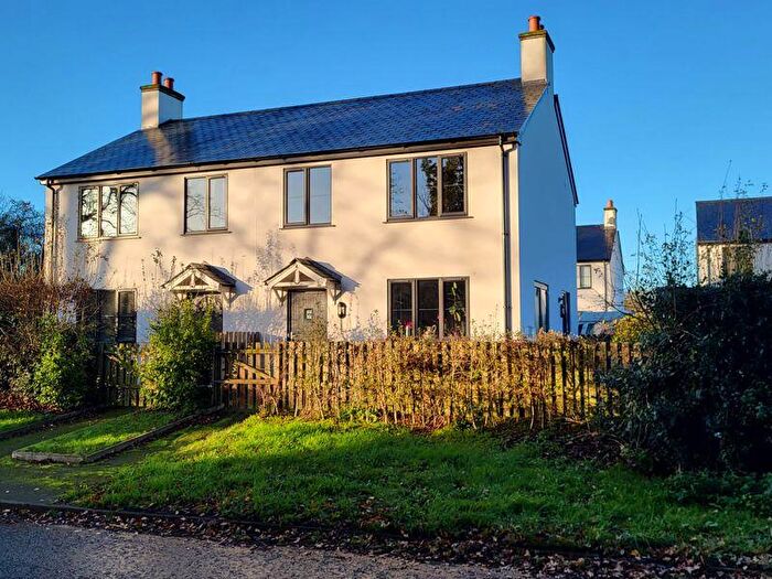 2 Bedroom Semi-Detached House For Sale In Hanging Gate Court, Weaverham, CW8