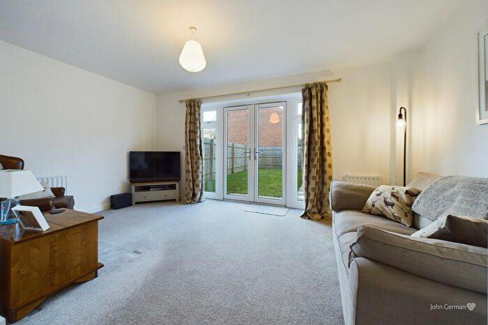 2 Bedroom Semi-Detached House For Sale In Ainger Drive, Alrewas, DE13