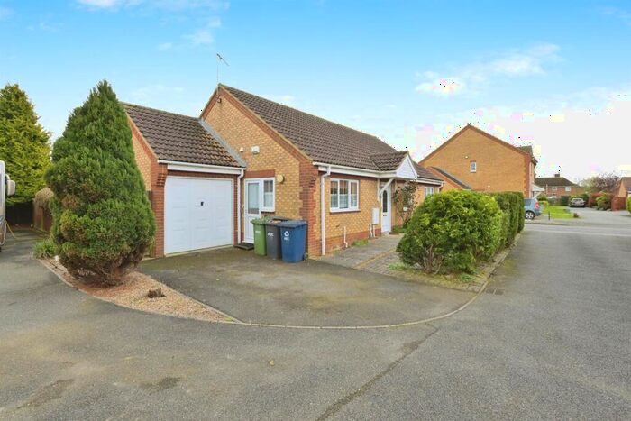 3 Bedroom Detached Bungalow For Sale In Drovers Close, Ramsey, Huntingdon, PE26