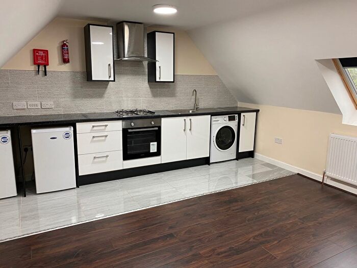 Property To Rent In Salters Lane, Tamworth, B79