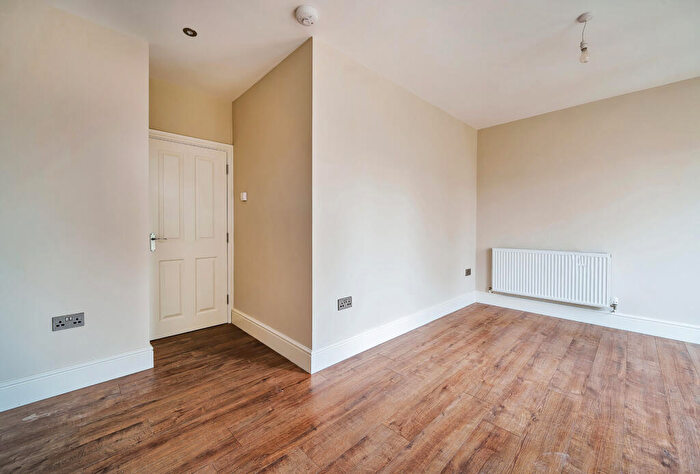1 Bedroom Bungalow For Sale In High Street, Tewkesbury, Mar, GL20