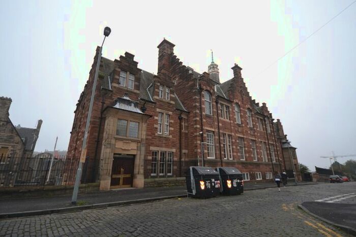 1 Bedroom Flat To Rent In Drummond Street, Central, Edinburgh, EH8