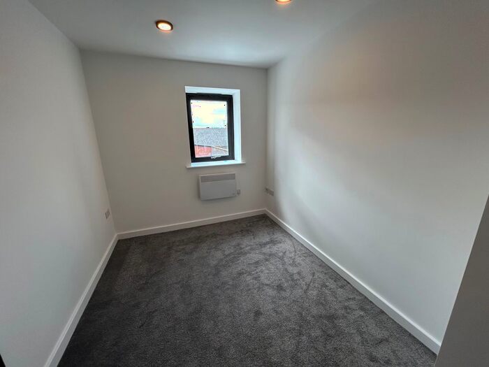 1 Bedroom Flat To Rent In Burlington Square, Chesterfield, S40