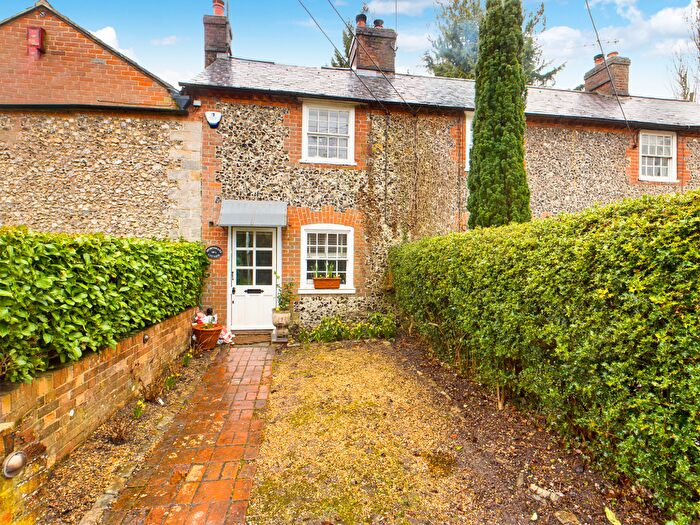 2 Bedroom Cottage For Sale In Sportsman Cottage, Speen Road, HP14