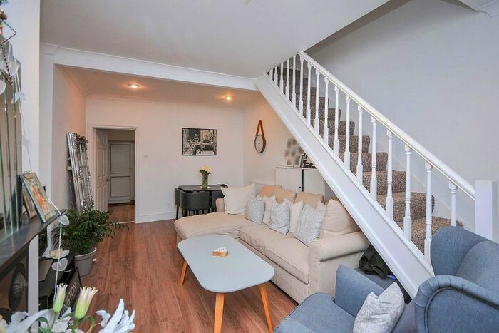 1 Bedroom Detached House To Rent In Westmount Road, London, SE9