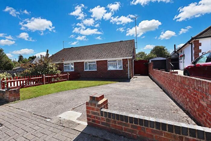 2 Bedroom Semi-Detached Bungalow For Sale In Pleasance Road, Orpington, BR5