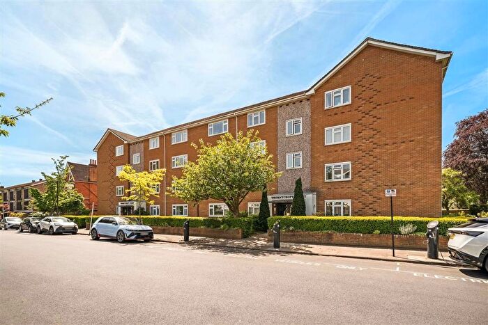 2 Bedroom Flat To Rent In Kew Road, Kew, TW9