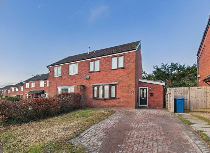 3 Bedroom Semi Detached House To Rent In Stour Road, Tyldesley, M29