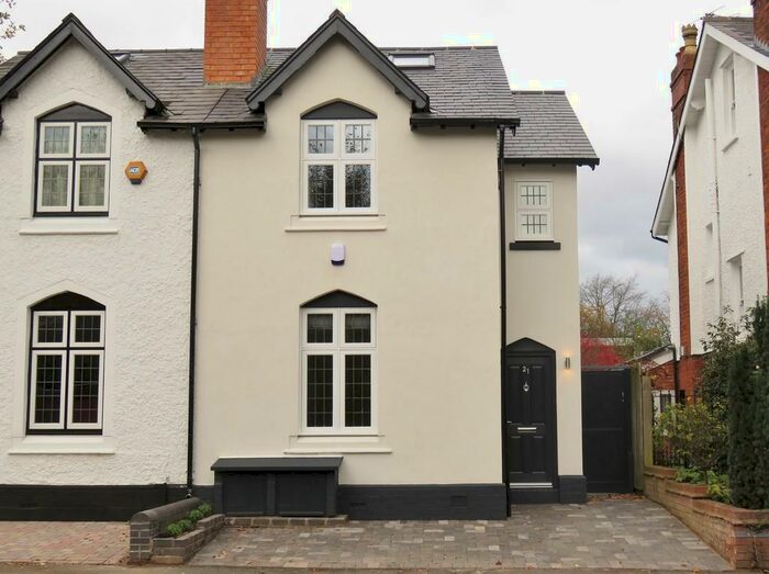 4 Bedroom Semi-Detached House To Rent In Harrisons Road, Edgbaston, B15
