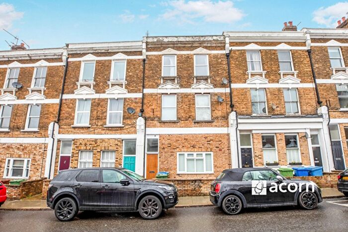 1 Bedroom Flat To Rent In North Cross Road, London, SE22