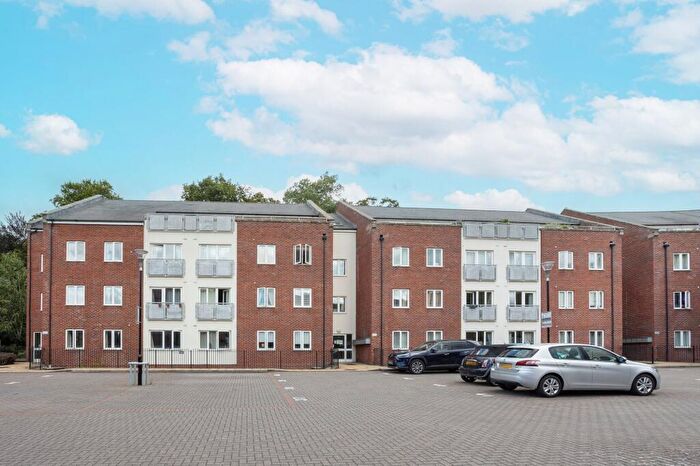2 Bedroom Apartment For Sale In Beech Road, Headington, OX3