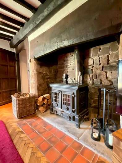 3 Bedroom Detached House For Sale In Glascoed, Usk, NP4