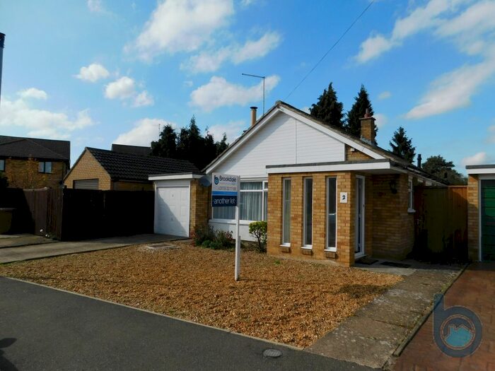 3 Bedroom Detached Bungalow To Rent In Portman Close, Netherton, Peterborough, PE3