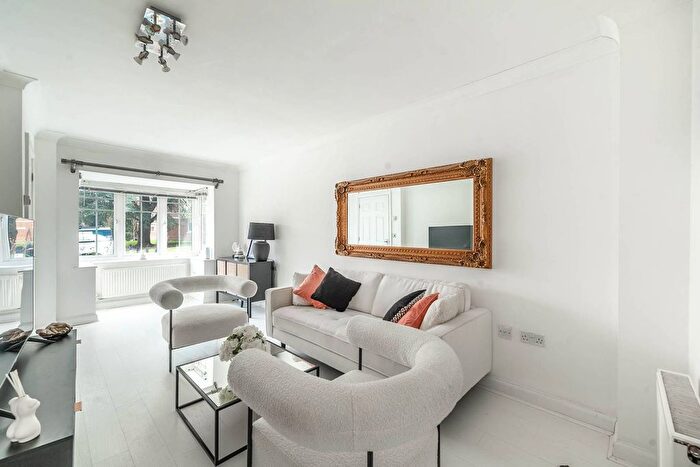 4 Bedroom Detached House To Rent In Capel Crescent, Stanmore, HA7