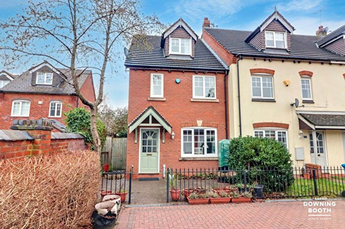 3 Bedroom End Terrace House For Sale In Burton Old Road East, Boley Park, Lichfield, WS14