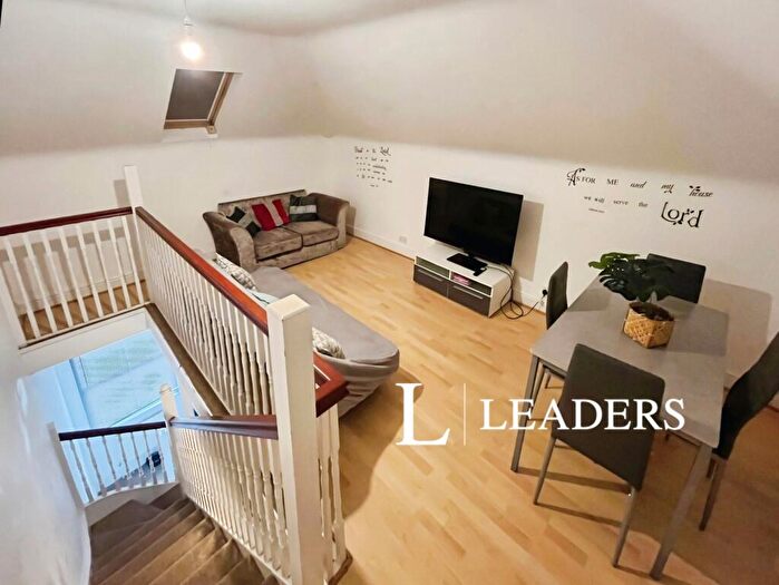 2 Bedroom Flat To Rent In Hove, BN3