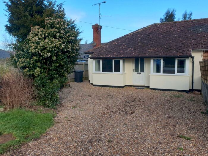2 Bedroom Semi-Detached Bungalow To Rent In West Haddon Road, Guilsborough, Northampton, NN6