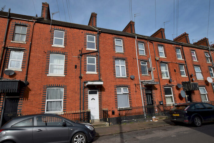 Studio To Rent In Watkins Terrace, Abington, Northampton, NN1