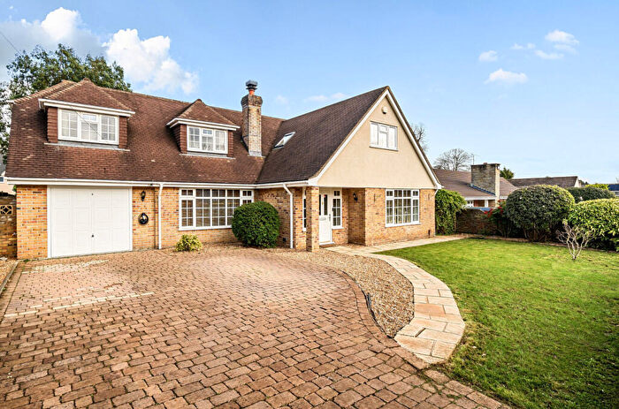 5 Bedroom Detached House For Sale In Conifer Drive, Tilehurst, Reading, RG31