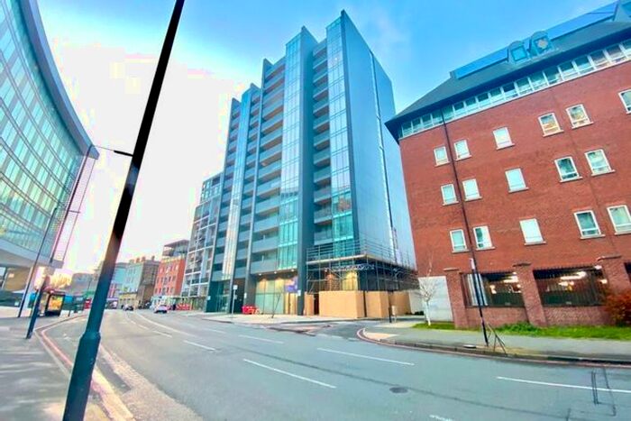 2 Bedroom Flat To Rent In Sutton Court Road, Sutton, SM1