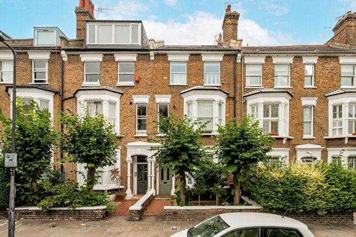 3 Bedroom Flat For Sale In Courthope Road, Hampstead, NW3