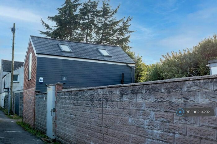 1 Bedroom Flat To Rent In Fairleigh Road, Cardiff, CF11