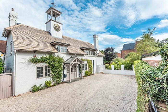 5 Bedroom Detached House To Rent In Weybridge Park, Weybridge, Surrey, KT13