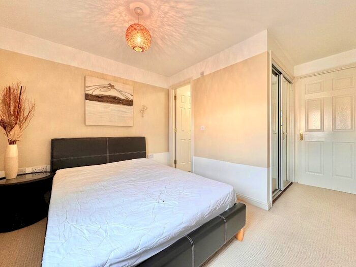2 Bedroom Flat To Rent In Bulldale Place, Yoker, Glasgow, G14