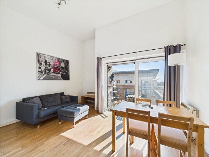 1 Bedroom Flat To Rent In Sheerness Mews, London, E16