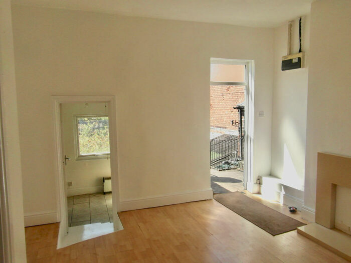 1 Bedroom Flat To Rent In Oxford Street, Derby, Derbyshire, DE1