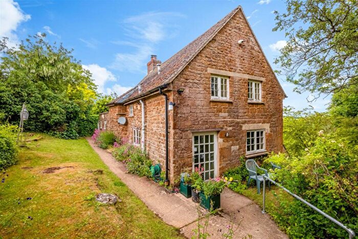 2 Bedroom Detached House For Sale In Chapel Hill, Swerford, Chipping Norton, OX7