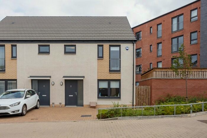 3 Bedroom Semi-Detached House To Rent In Bluebell Terrace, Niddrie, Edinburgh, EH16