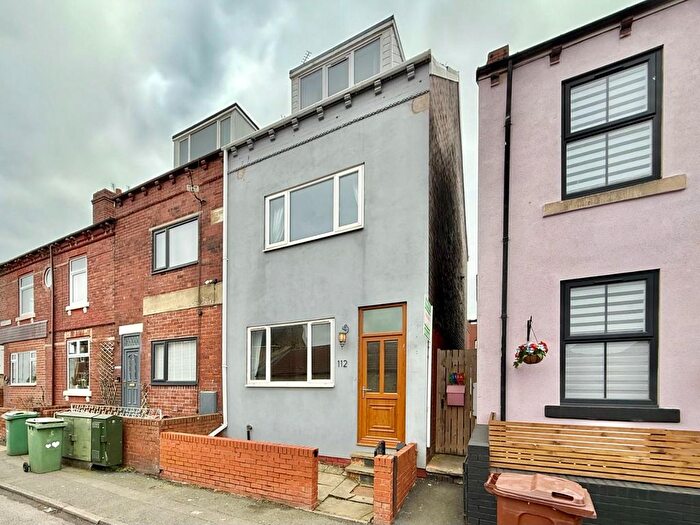 3 Bedroom Property For Sale In Station Road, Ryhill, Wakefield, WF4