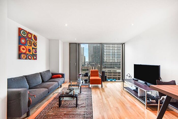 1 Bedroom Flat To Rent In Landmark East, Marsh Wall, E14