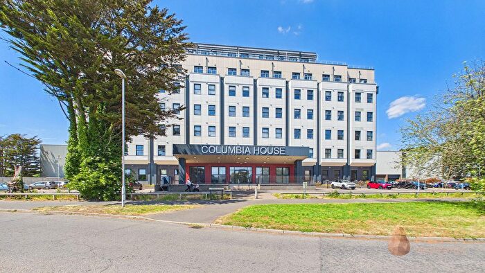 1 Bedroom Flat To Rent In Romany Road, Columbia House, BN13