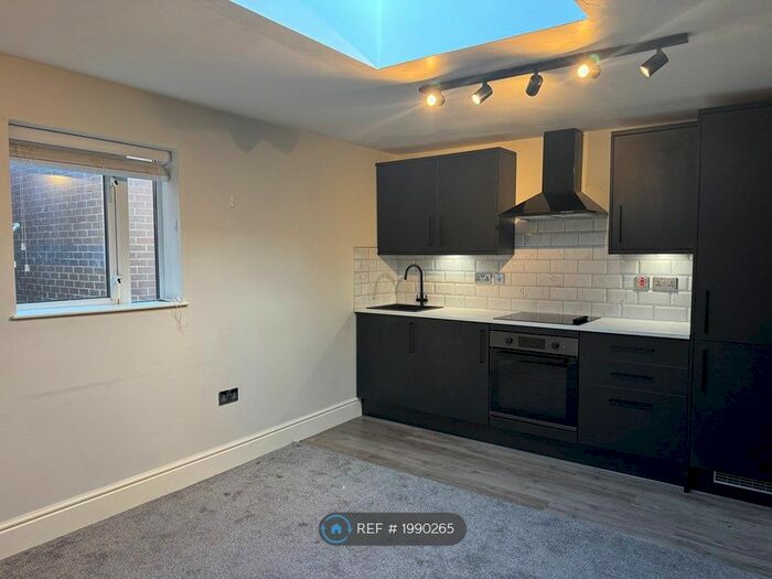 1 Bedroom Flat To Rent In Hall Gate, Doncaster, DN1