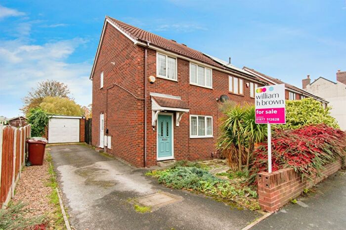 3 Bedroom Semi Detached House For Sale In Benson Lane, Normanton, WF6