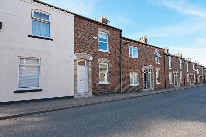 2 Bedroom Terraced House For Sale In Adelaide Street, South Bank, YO23
