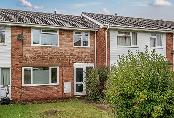 3 Bedroom Terraced House For Sale In Littledean, Yate, Bristol, Gloucestershire, BS37