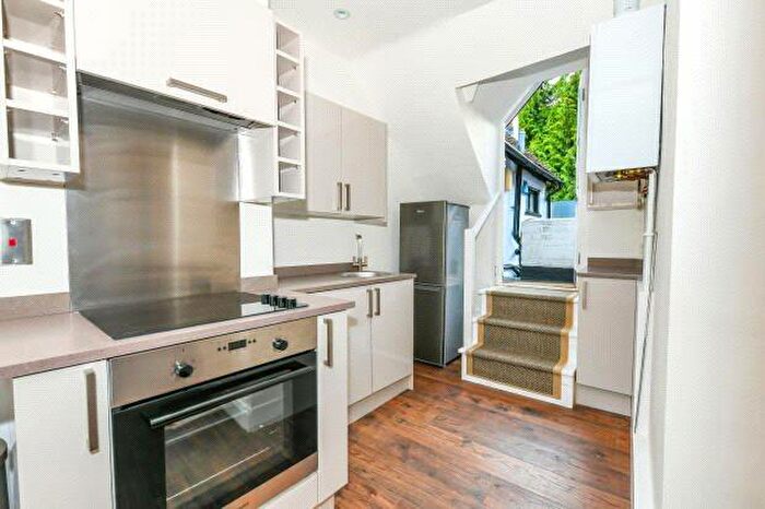 2 Bedroom Apartment To Rent In Park Street, Friary And St Nicolas, GU1