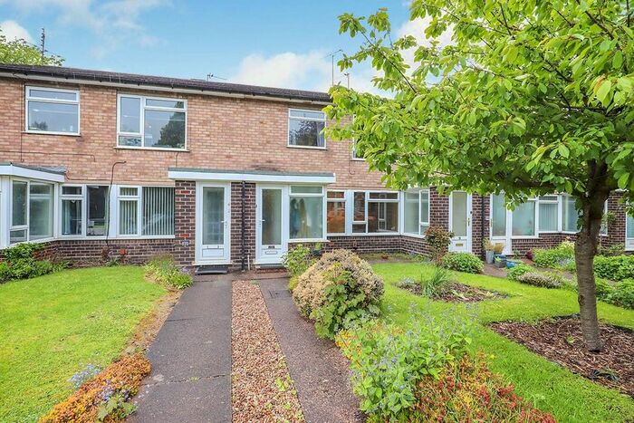 2 Bedroom Flat To Rent In Chequerfield Drive, Wolverhampton, WV3