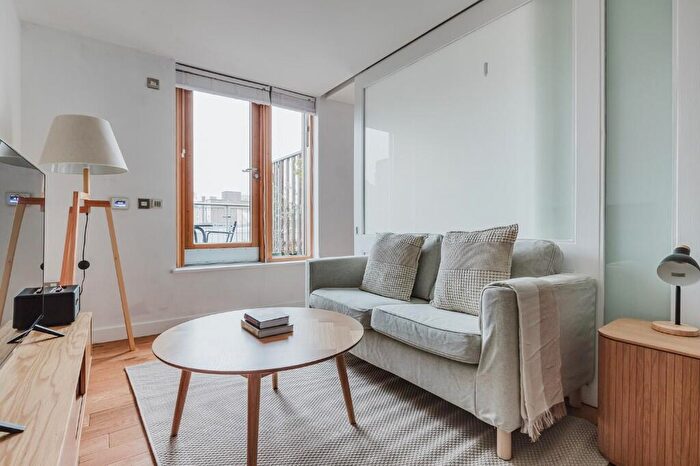 1 Bedroom Apartment To Rent In Drysdale Street, London, N1