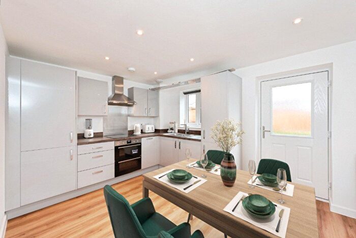 2 Bedroom Flat For Sale In Chobham Road, Frimley, Camberley, Surrey, GU16