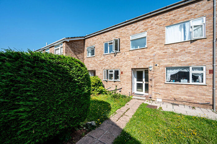 3 Bedroom Semi-Detached House For Sale In Newborough Green, New Malden, KT3