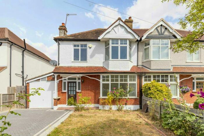 3 Bedroom House To Rent In Thetford Road, New Malden, KT3