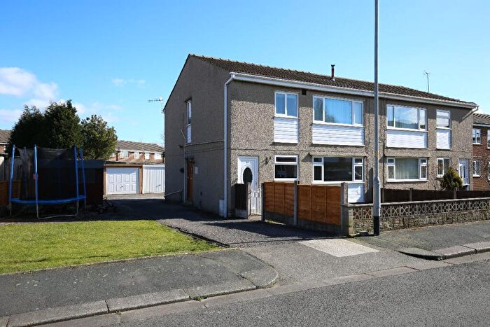 2 Bedroom Flat To Rent In Hampsfell Drive, Westgate, LA4